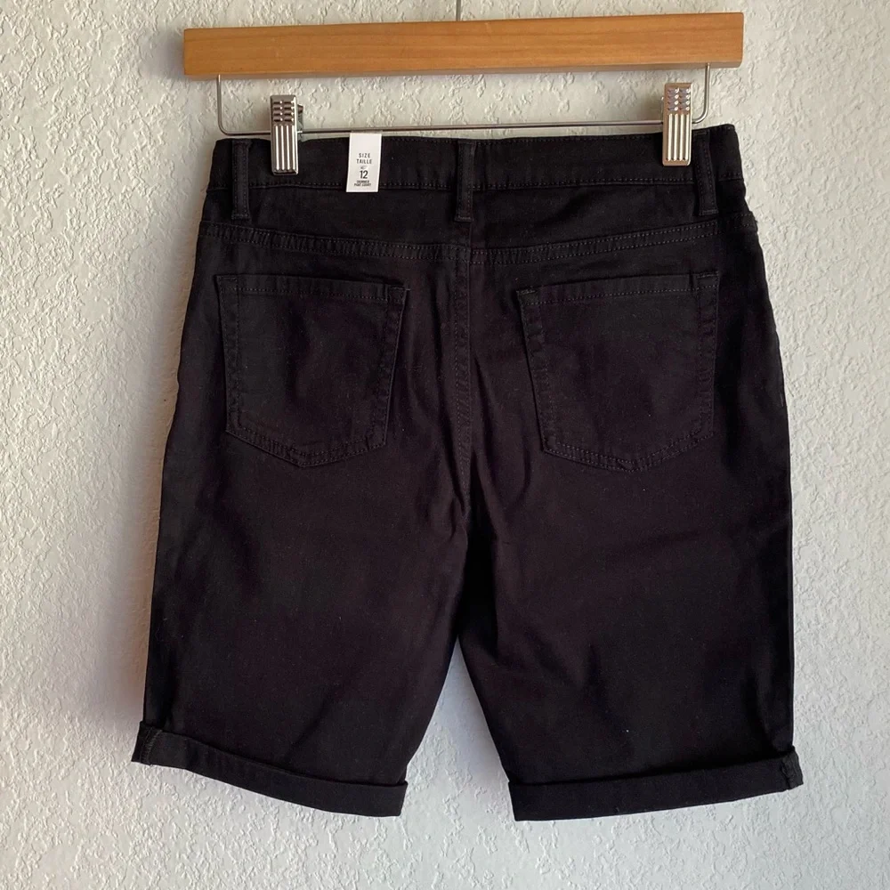 Children’s Place Size 12 Classic Black Shorts